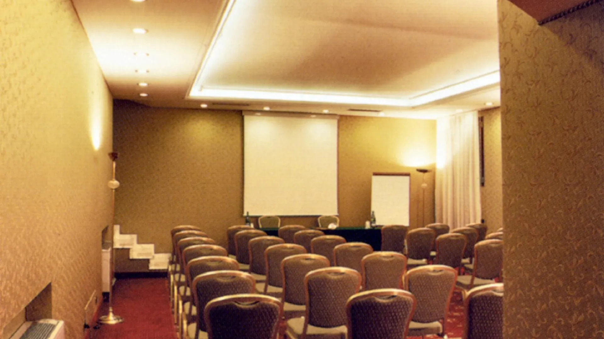 Andreola Central Hotel Milano 4*,