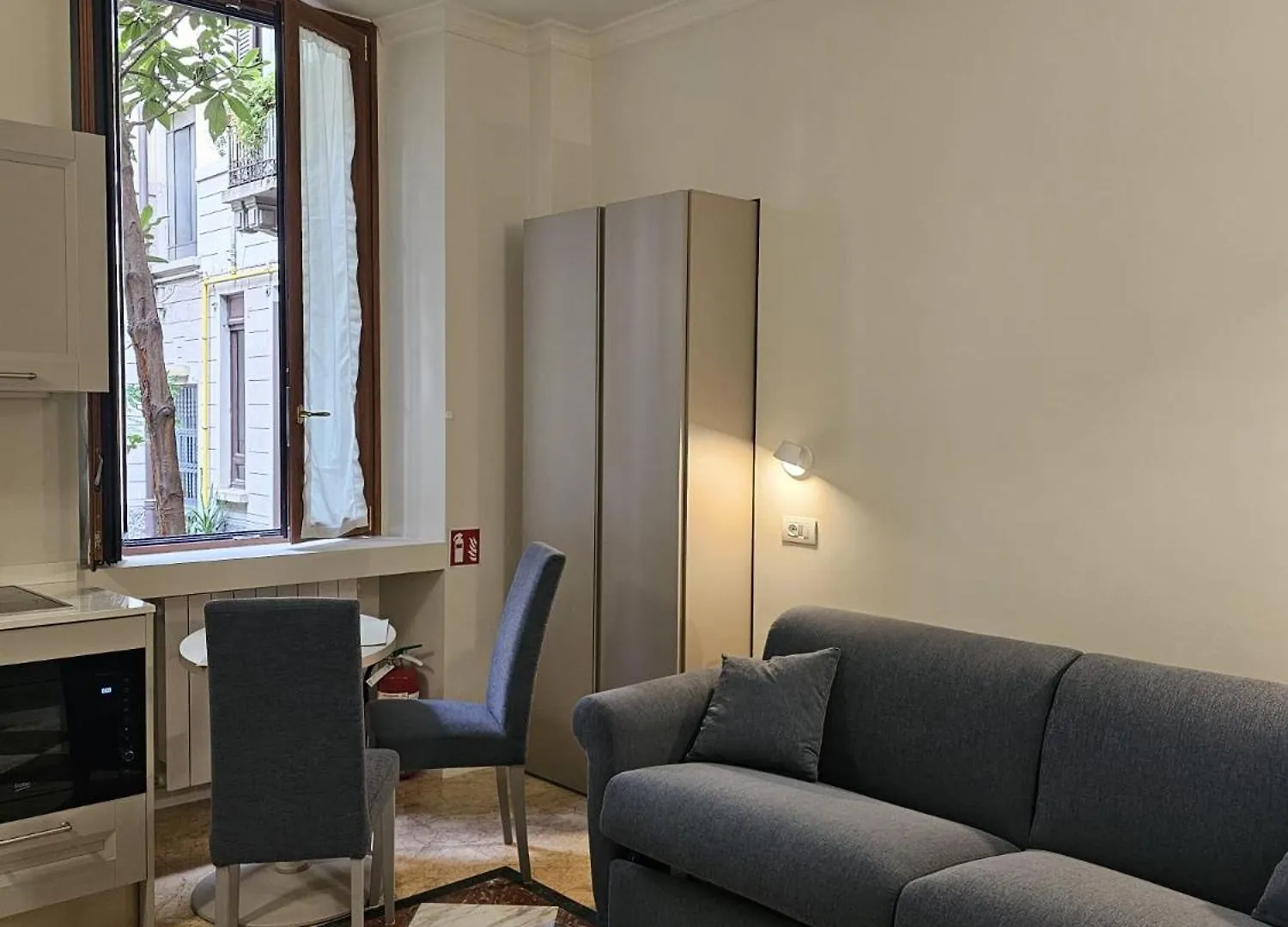 Andreola Central Hotel Милан 4*,  Италия