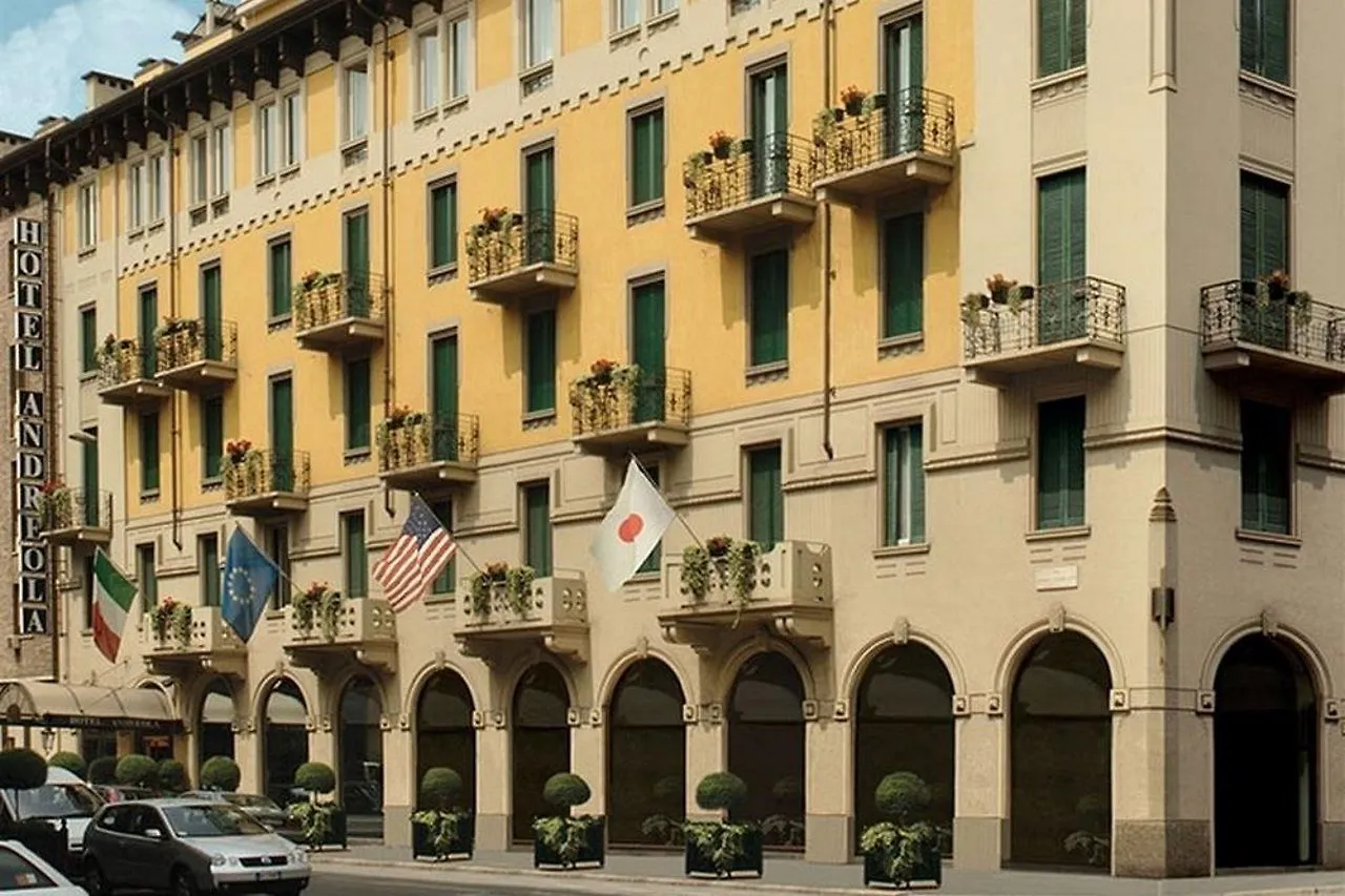 ****  Andreola Central Hotel Милан Италия