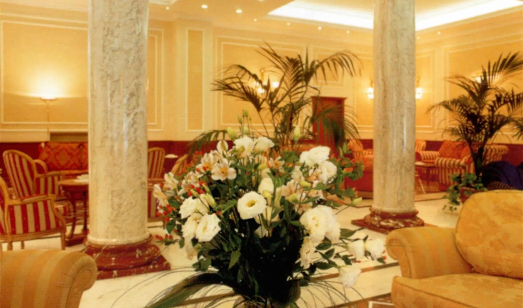 Andreola Central Hotel Милан 4*,  Италия