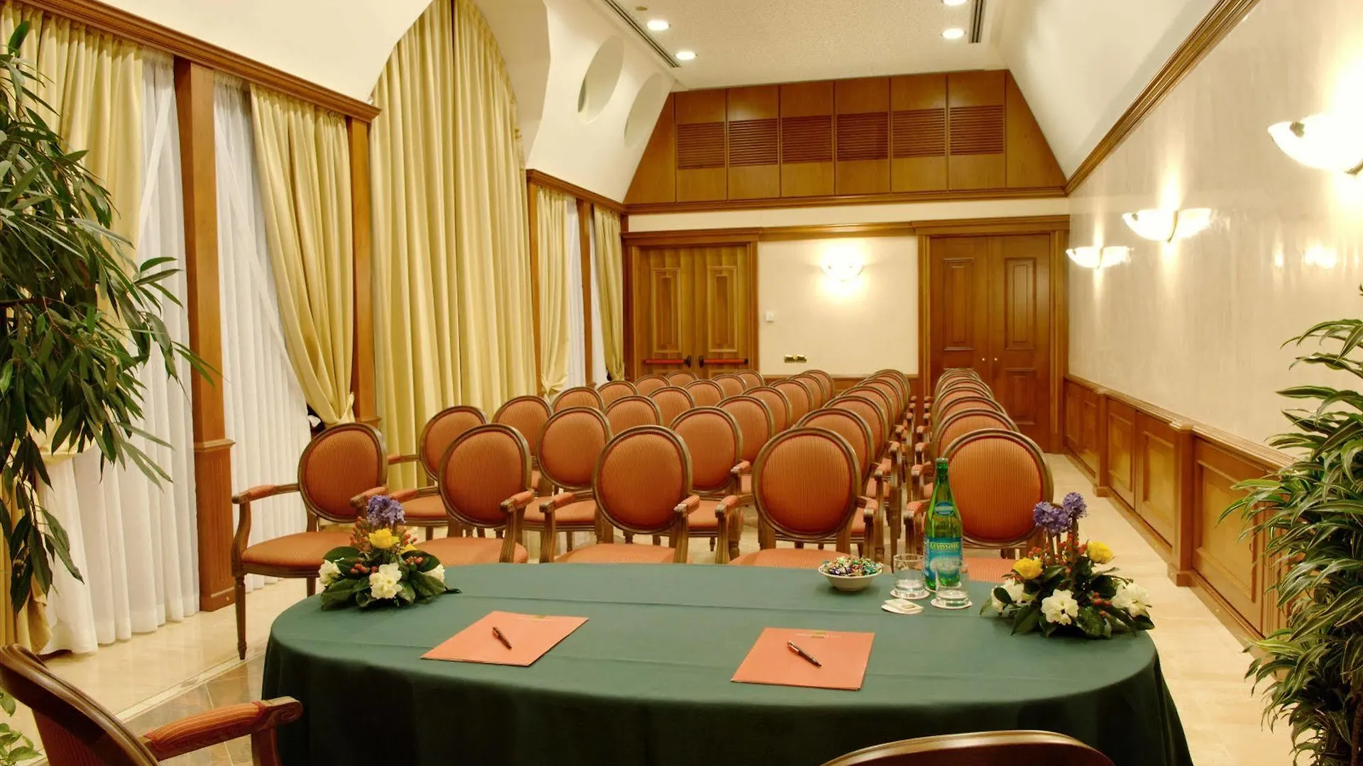 Andreola Central Hotel Милан